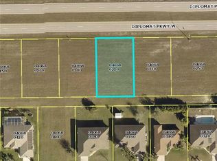 2500 Diplomat Pkwy W, Cape Coral, FL 33993