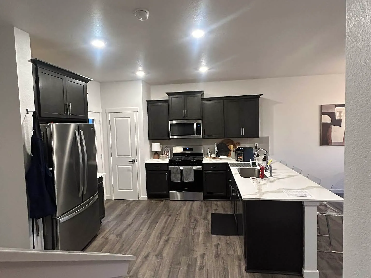 1 bed, 1558 sqft, $1,300 — Photo 2