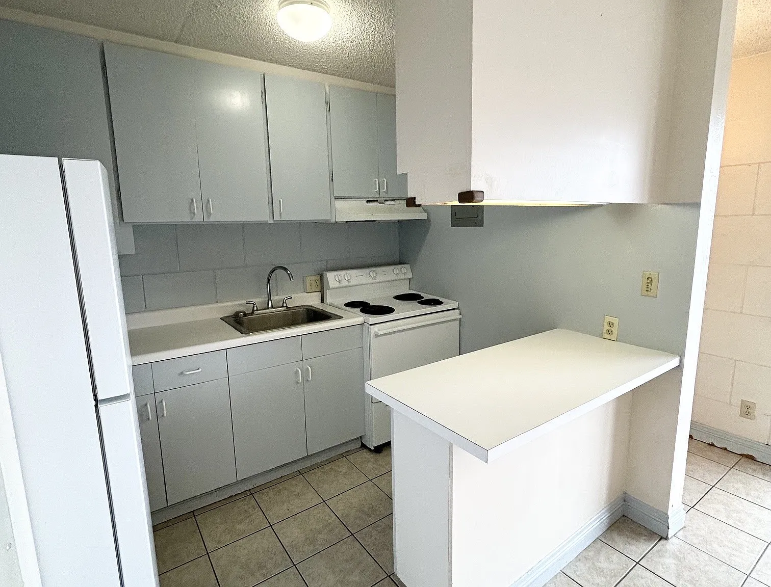 2 bed, $1,900 — Photo 3
