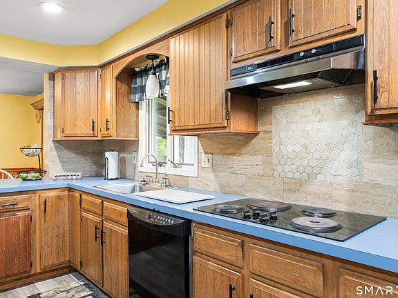 5th image of 531 George Washington Road