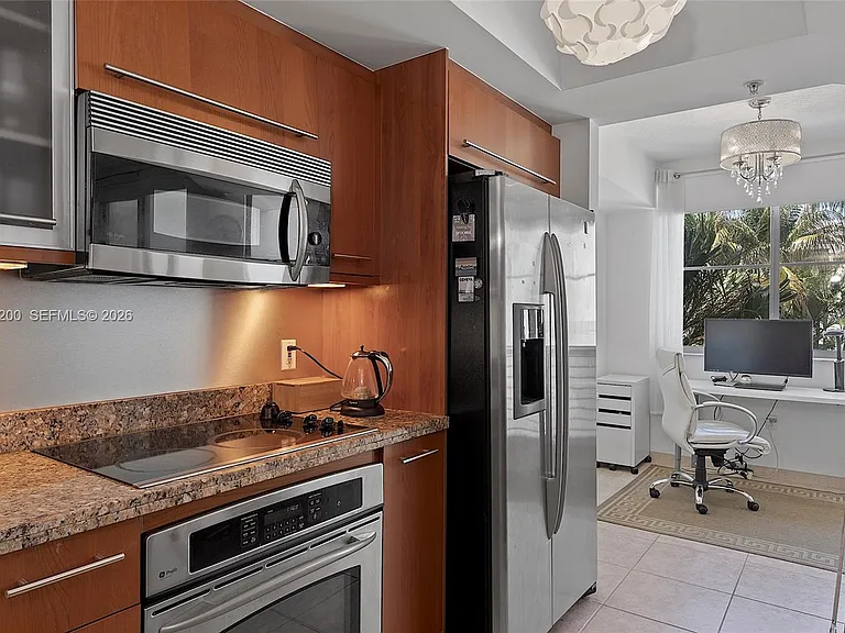 110 Washington Ave — Photo 3