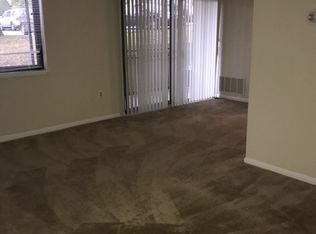 548 Chatham Park Dr APT 1A, Pittsburgh, PA 15220