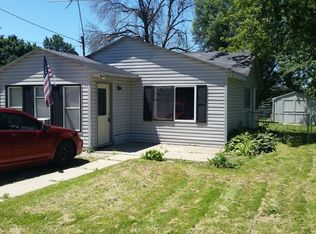 42576 N Lake Ave, Antioch, IL