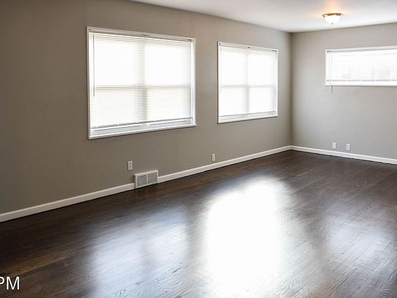 5th image of 6636 Flora Cir