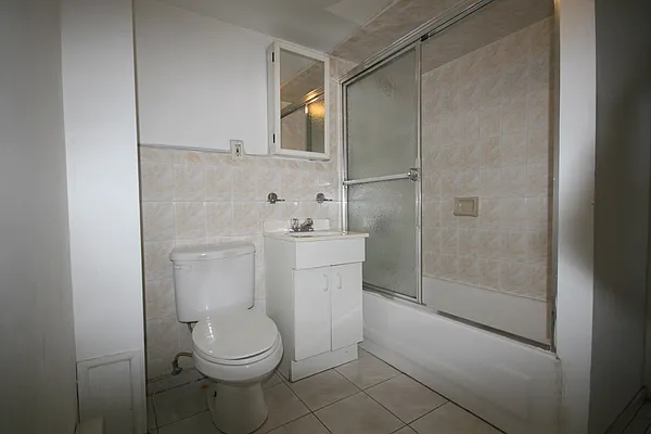 Rented by Rental Solutions Inc | media 32