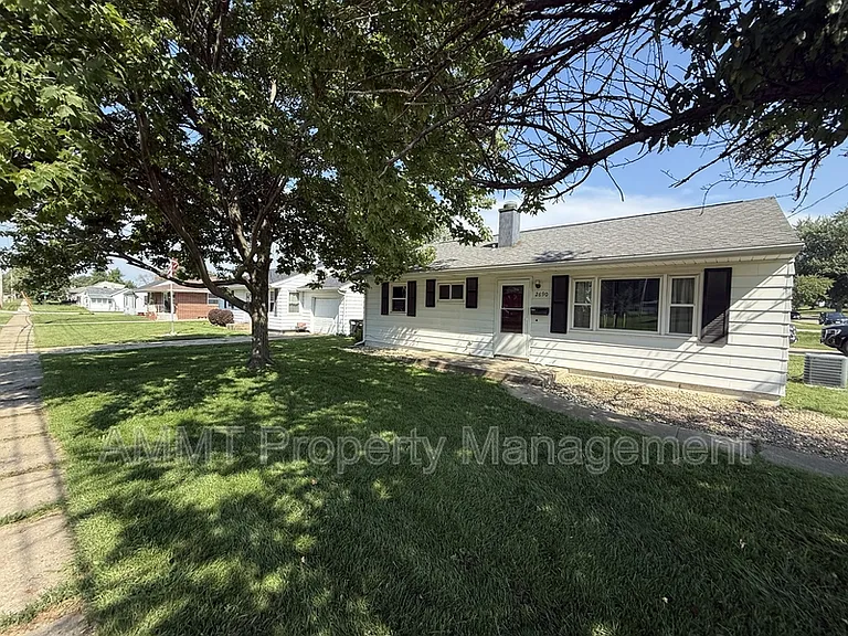 2690 10th Ave — Photo 12