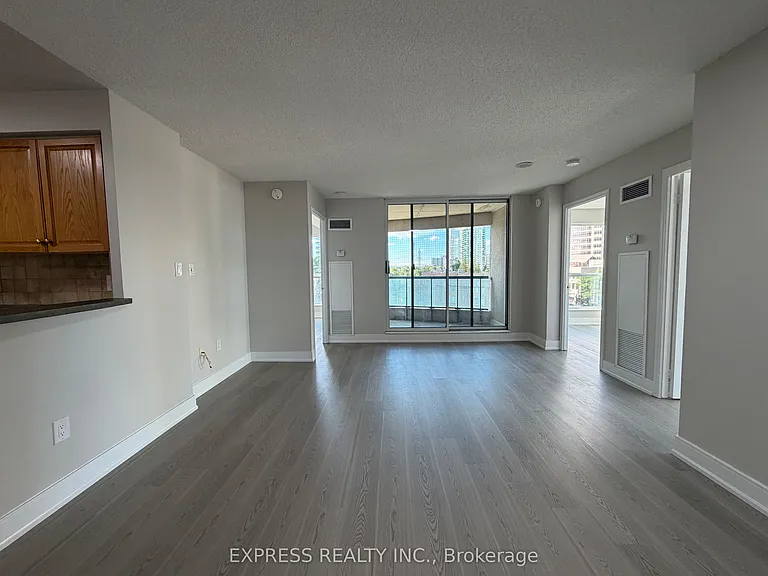 7 Lorraine Dr #612 — Photo 9