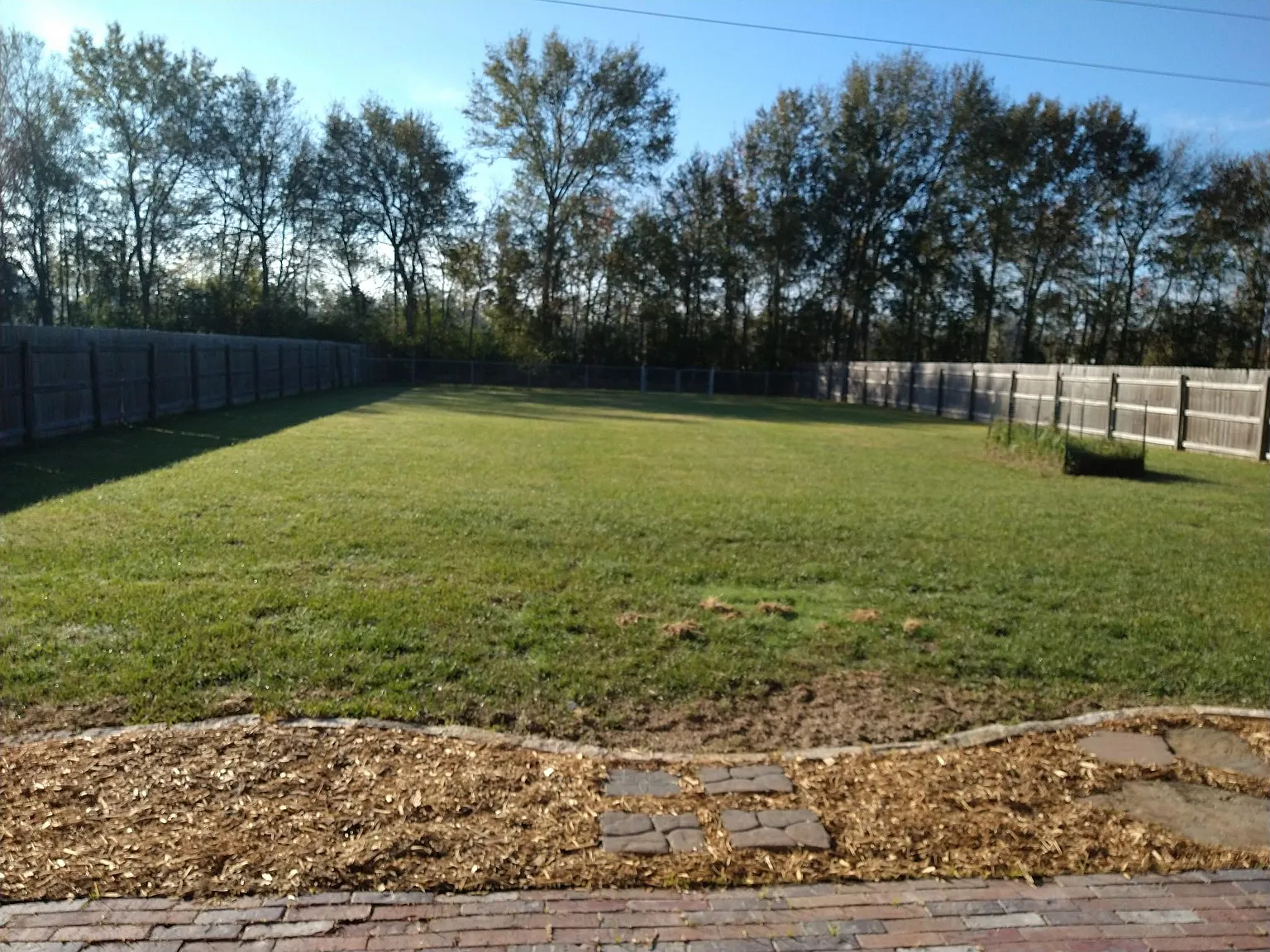 3 bed, 1657 sqft, $1,650 — Photo 2
