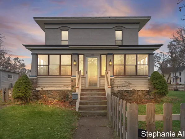 322 Alderman St, Belding, MI 48809