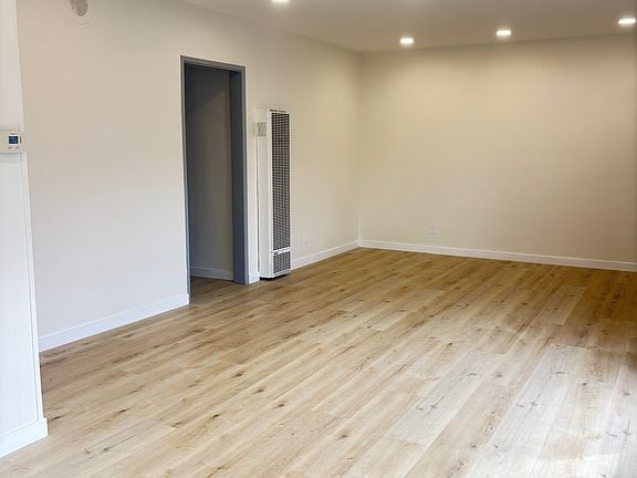 2nd image of 432 S Sherbourne Dr APT 4