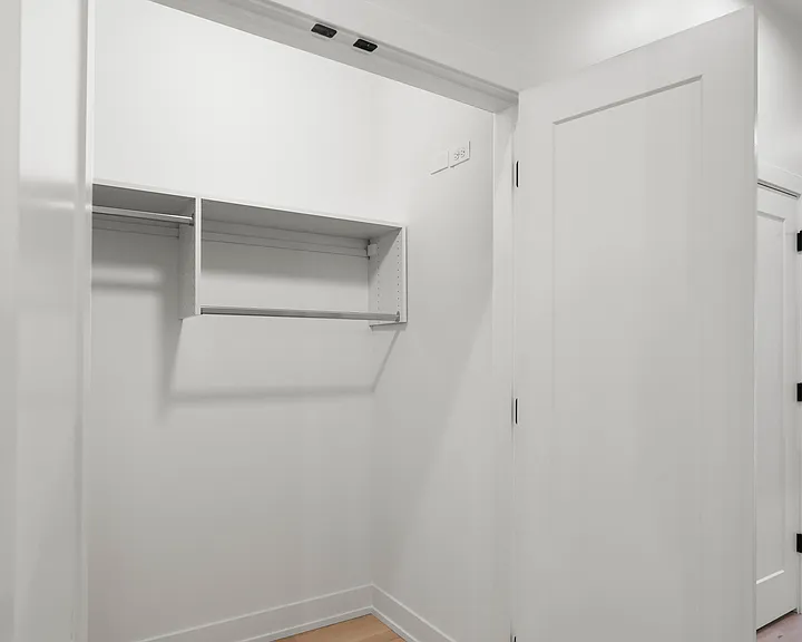 428 E 50th Pl #2 — Photo 16