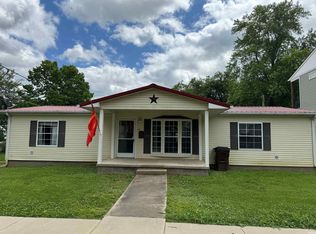 60 W Clay St, Spencer, IN 47460