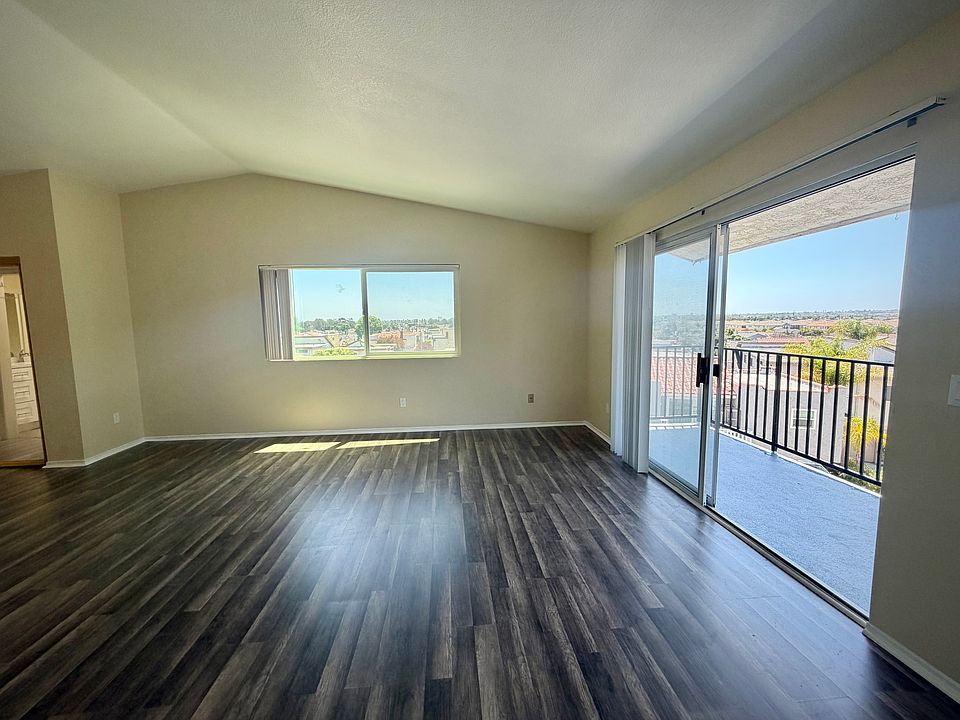 1st image of 5152 Dunbar Dr APT D