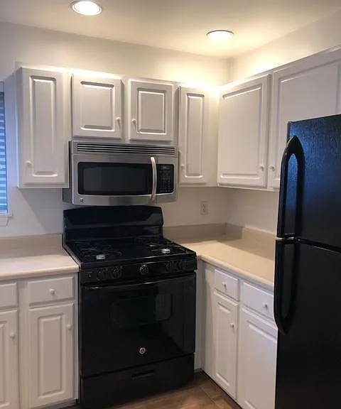 107 Sweet Cherry Ct — Photo 9