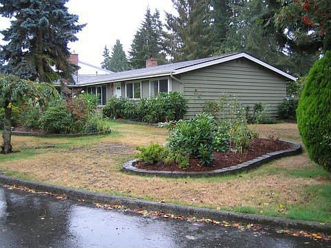 2nd image of 147 154th Pl NE