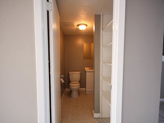 5th image of 3378 Spottswood Ave