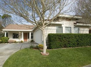 1787 Stone Creek Dr, Petaluma, CA 94954