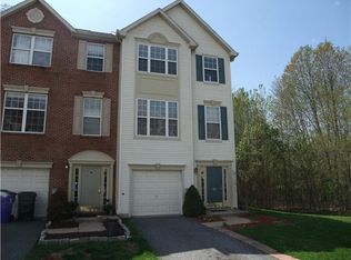 10 Brittany Ln, Bear, DE 19701