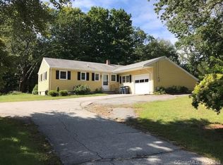 27 Pomfret Landing Rd, Brooklyn, CT 06234