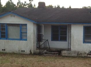 818 Dawson St, Eutawville, SC 29048