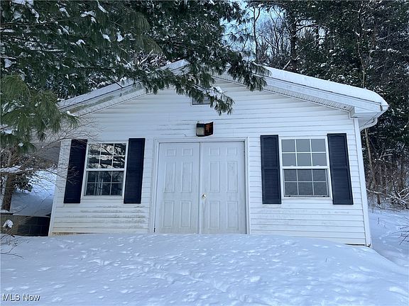 5th image of 208 Ridgewood Blvd