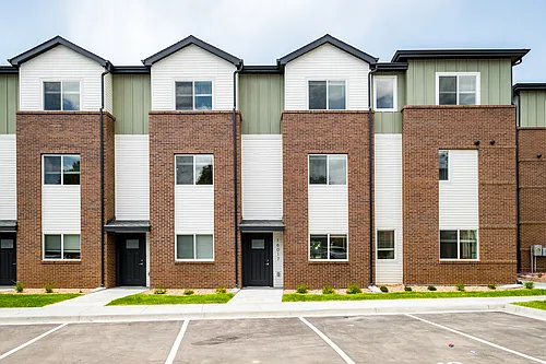 Highline Village Townhomes II Photo 1