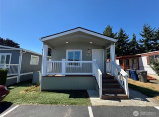 210 37th St SE #64, Auburn, WA