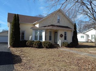 305 N Scott St, Alexis, IL