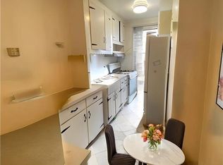 2209 Knapp St APT 5G, Brooklyn, NY
