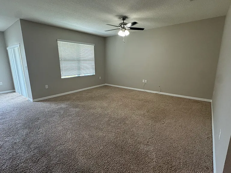 2000 Sky Meadow Ln — Photo 5