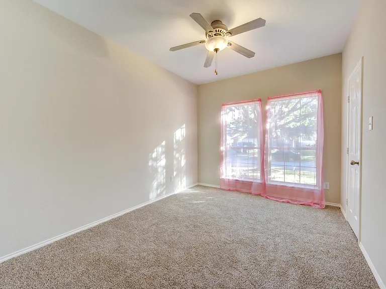 12835 Cooper Breaks Dr — Photo 17