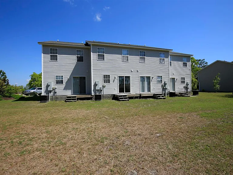 121 W Ivybridge Dr — Photo 22
