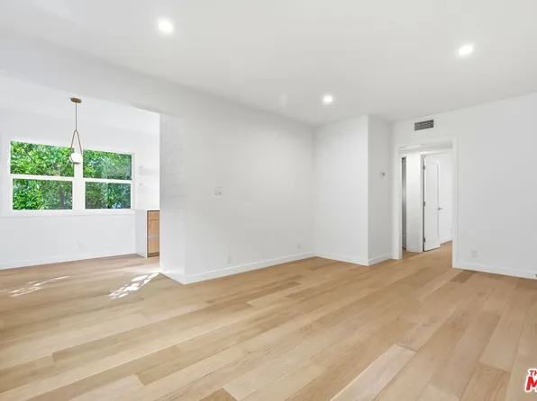 612 Huntley Dr APT 4, West Hollywood, CA 90069