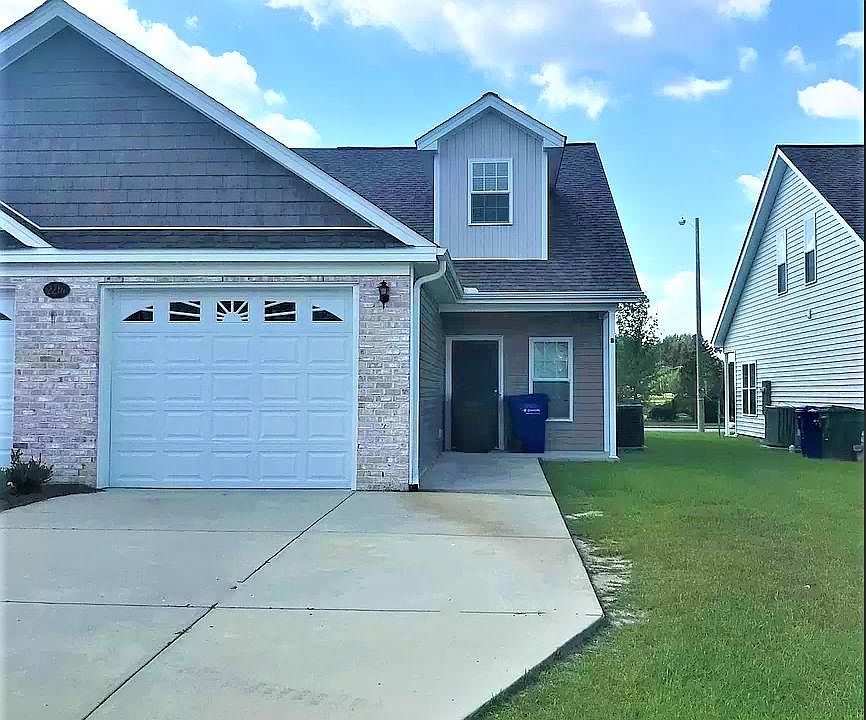 1st image of 2216 B Chavis Dr