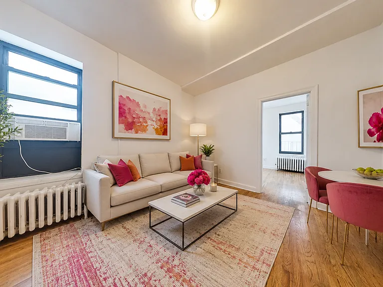 500 E 76th St #5RN — Photo 1