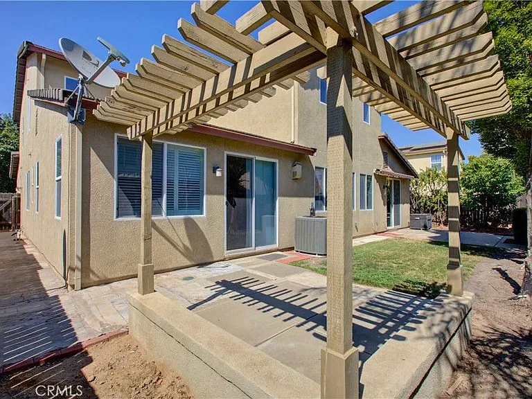 1286 Avignon Dr — Photo 24