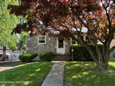 376 Ross Ave, Staten Island, NY, 10306