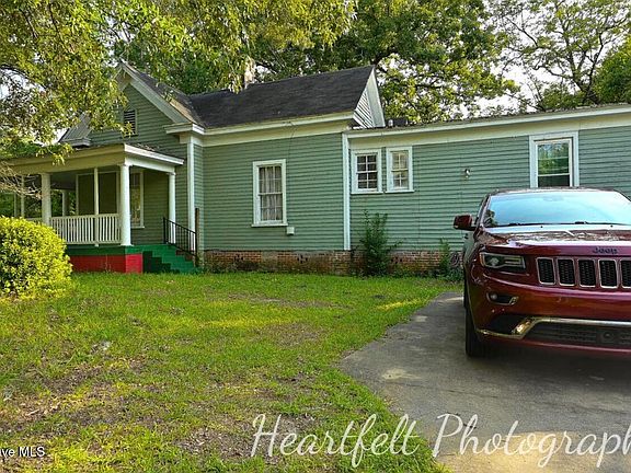 4th image of 311 Bragg Street NE