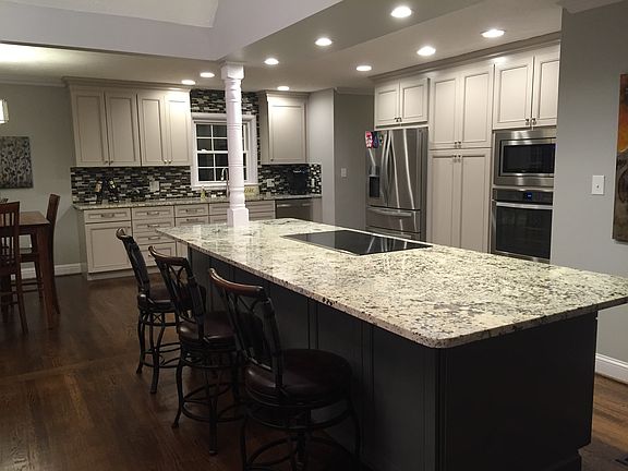 4th image of 4712 Saron Dr