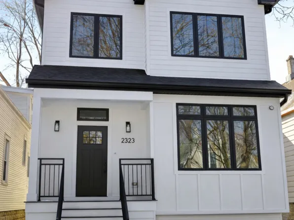 2323 W Farragut Ave, Chicago, IL 60625