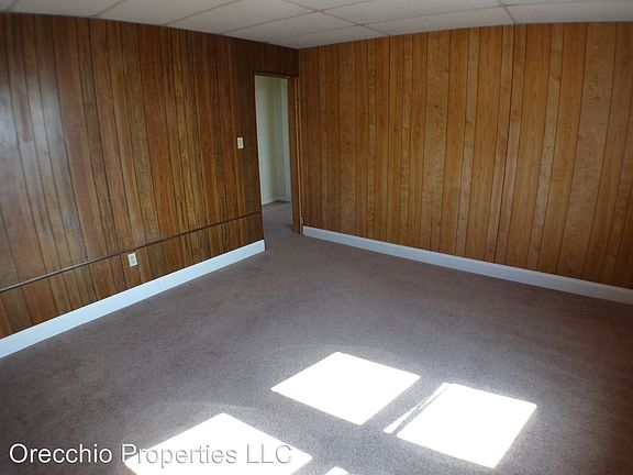 3rd image of 1351 Pennsylvania Ave #1