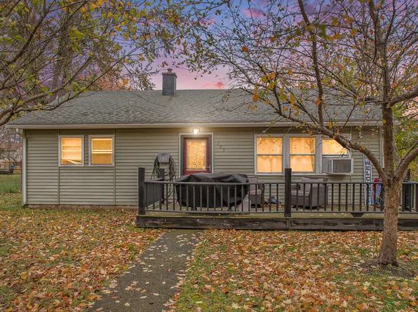 125 Elizabeth St, Buchanan, MI 49107