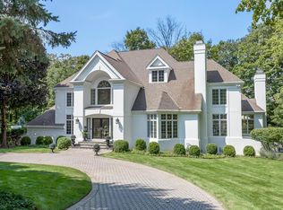 15 Cornel Dr, Goldens Bridge, NY 10526