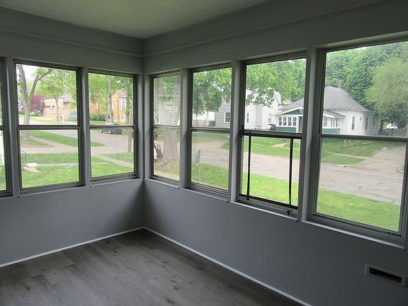 3rd image of 1003 W Southern Ave