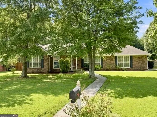 24 Boulder Dr NW, Rome, GA 30165