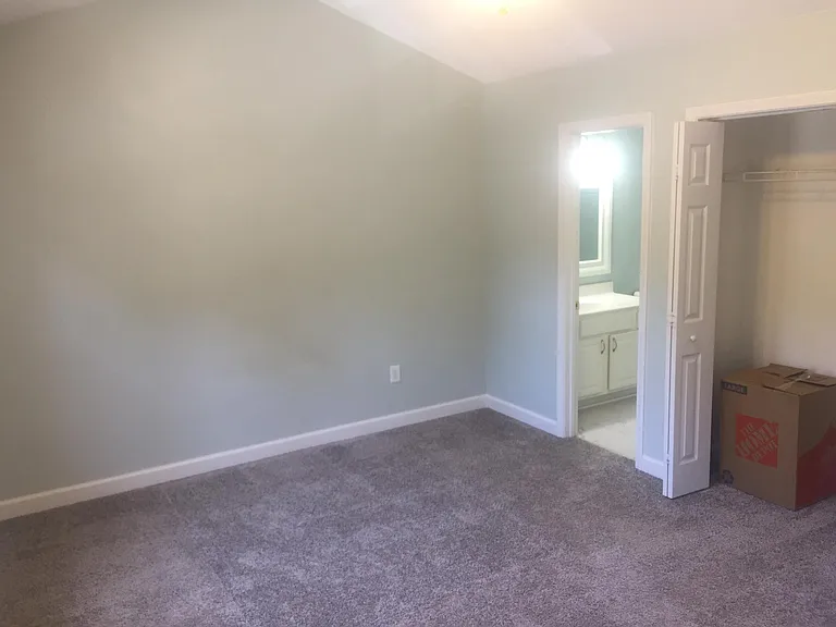 2210 Trailwood Valley Cir — Photo 15
