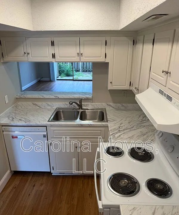 2530 E North St #2-H