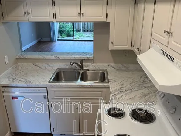 2530 E North St, Greenville, SC