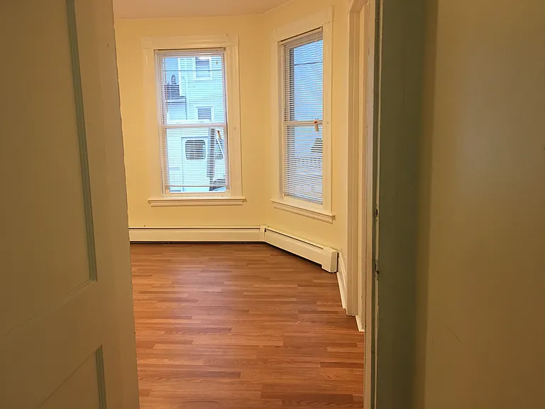 28 Cedar St #1 — Photo 11