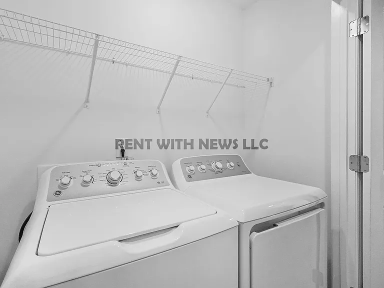 2307 Oakwood Meadows Ct — Photo 26